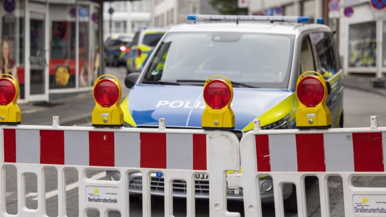 Man claiming to be behind Solingen knife attack turns himself in, German police say : NPR