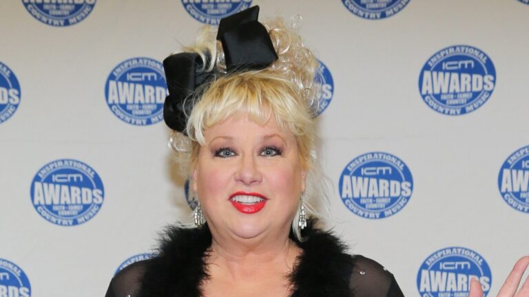 Victoria Jackson Is “Not Sad” Amid Inoperable Tumor Diagnosis