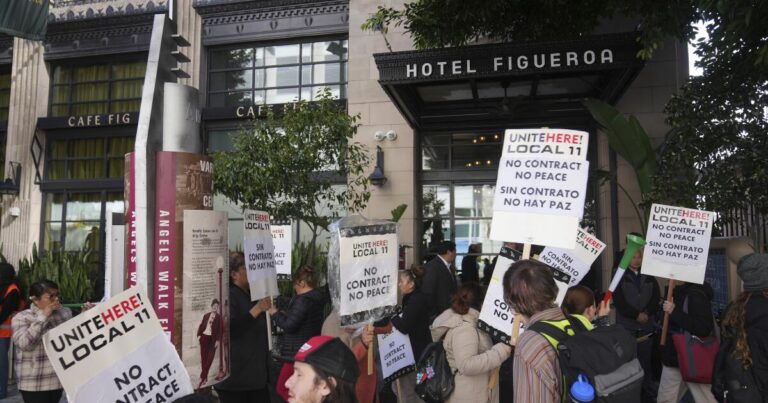 With strike behind them, Los Angeles hotels look to move on