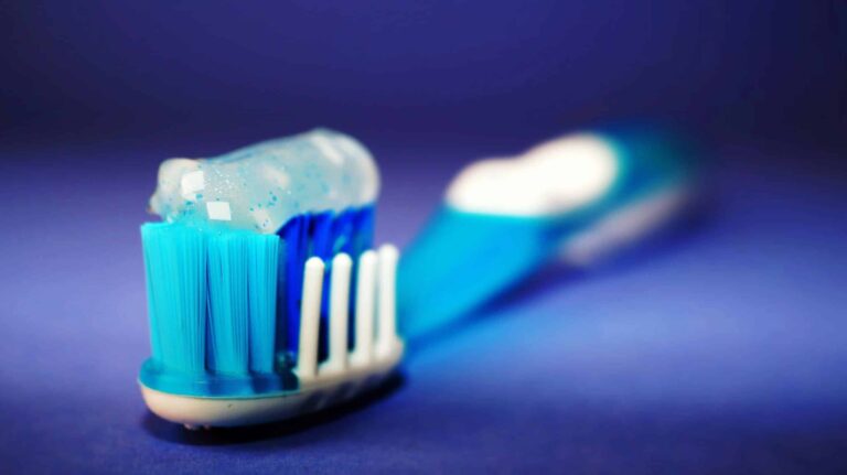 Addressing Oral Health Concerns in Seniors