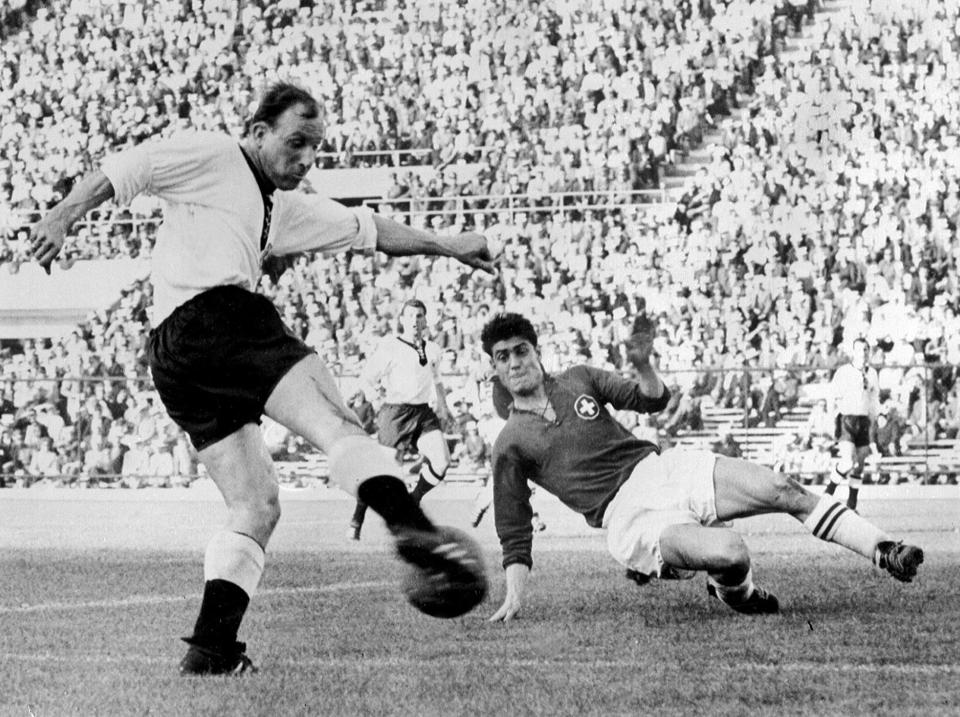  Seeler in action against Switzerland in the 1962 World Cup