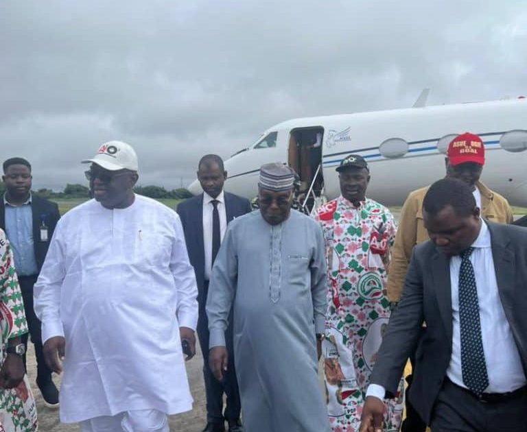 Atiku, govs, others in Edo for PDP final campaign rally