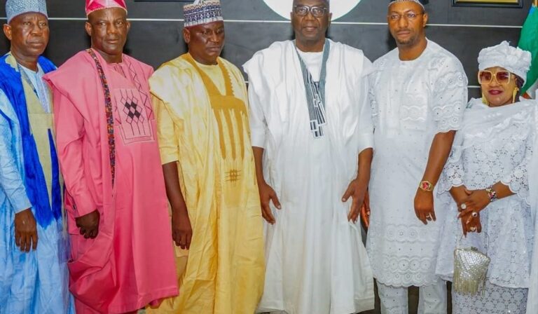 Kwara gov swears in 16 LG Chairmen