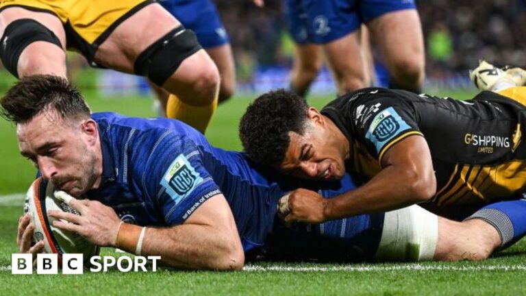 Leinster 34-6 Dragons: Irish province ease to URC win in Dublin