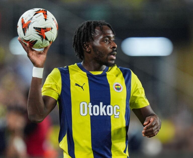 Europa League: Osayi-Samuel Sent Off In Fenerbahce’s Home Win