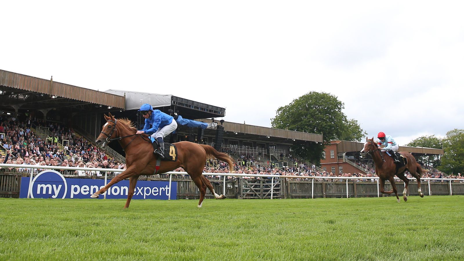 Desert Flower was much the best at Newmarket