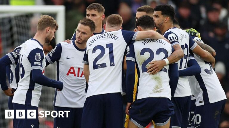 Tottenham condemn ‘abhorrent homophobic chanting’ by fans at Manchester United game