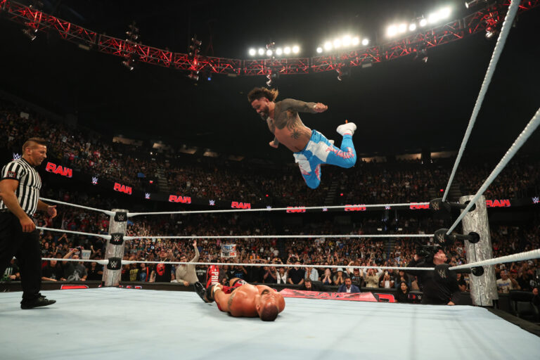 WWE Bron Breakker Jey Uso