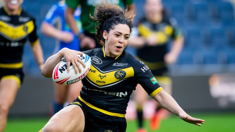 York Valkyrie and St Helens set up Grand Final showdown with semi-final wins over Leeds Rhinos and Wigan Warriors | Rugby League News