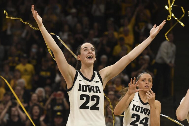 Caitlin Clark named 2024 WNBA Rookie of the Year