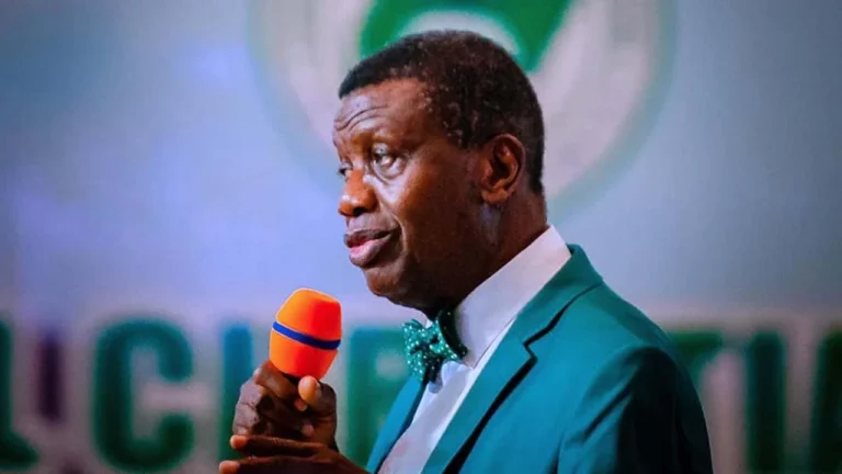 I’m apologised for saying, you won’t make it to heaven, If you don’t pay tithe – Pastor Adeboye tells congregation.