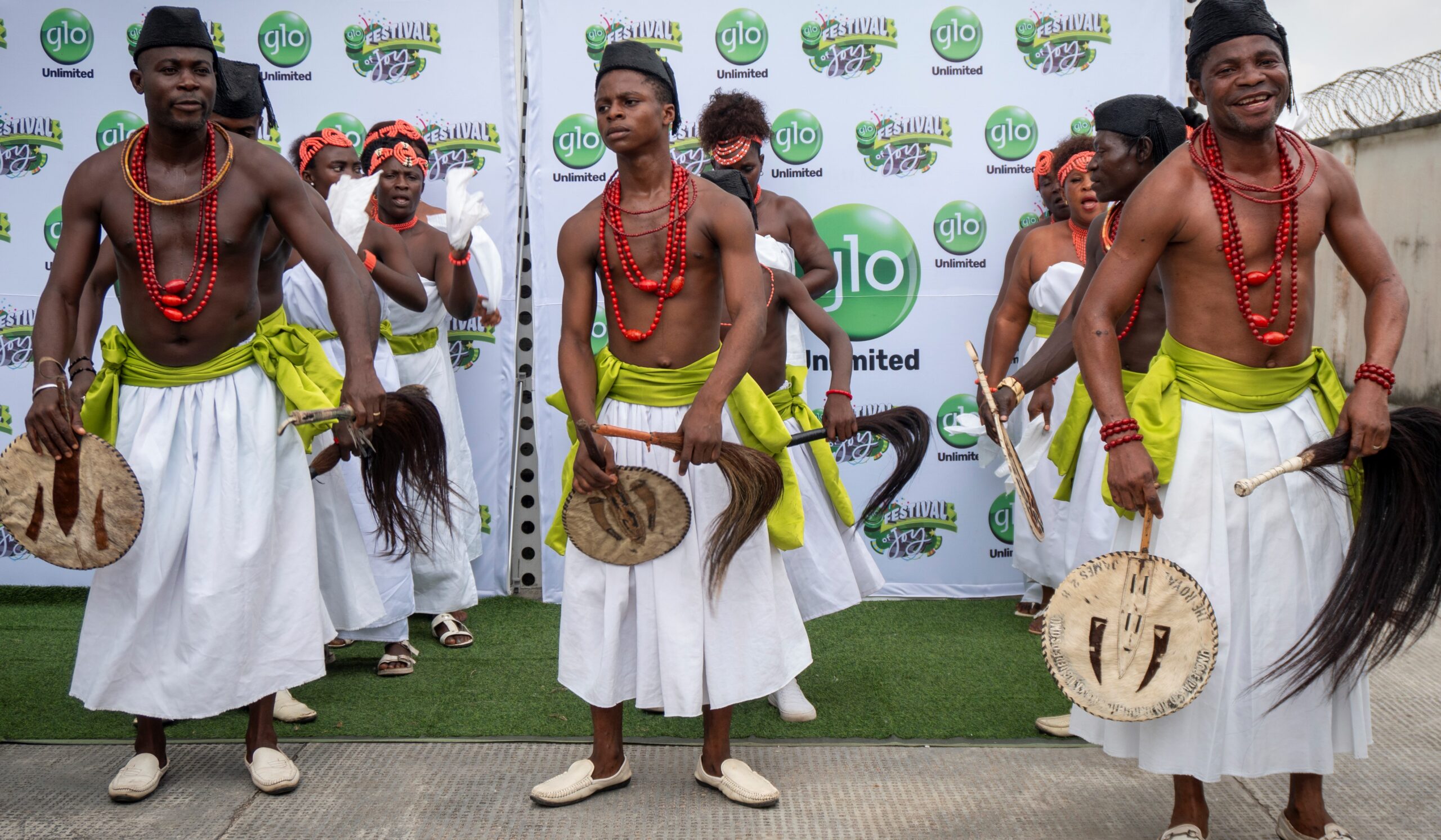 Carnival in Warri as first Glo Festival of Joy Prado winner receives prize