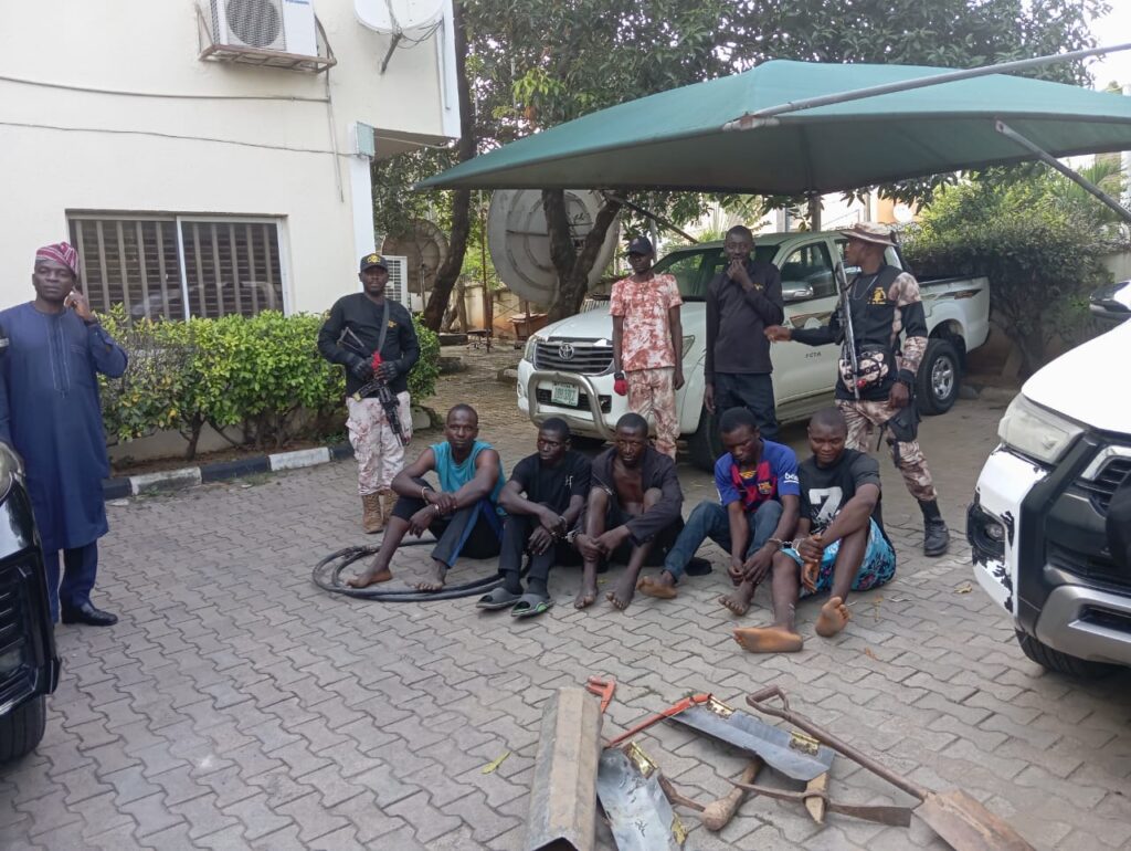 16 suspects arrested as FCTA intensifies crackdown on streetlight vandals in Abuja