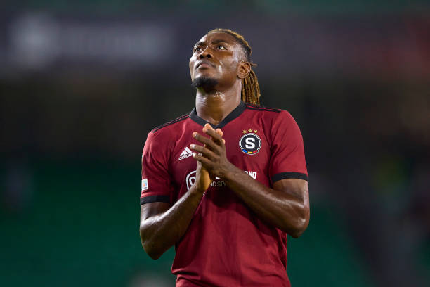 Olatunji Ends Goal Drought in Prague Derby as Sparta Settle for Disappointing Draw